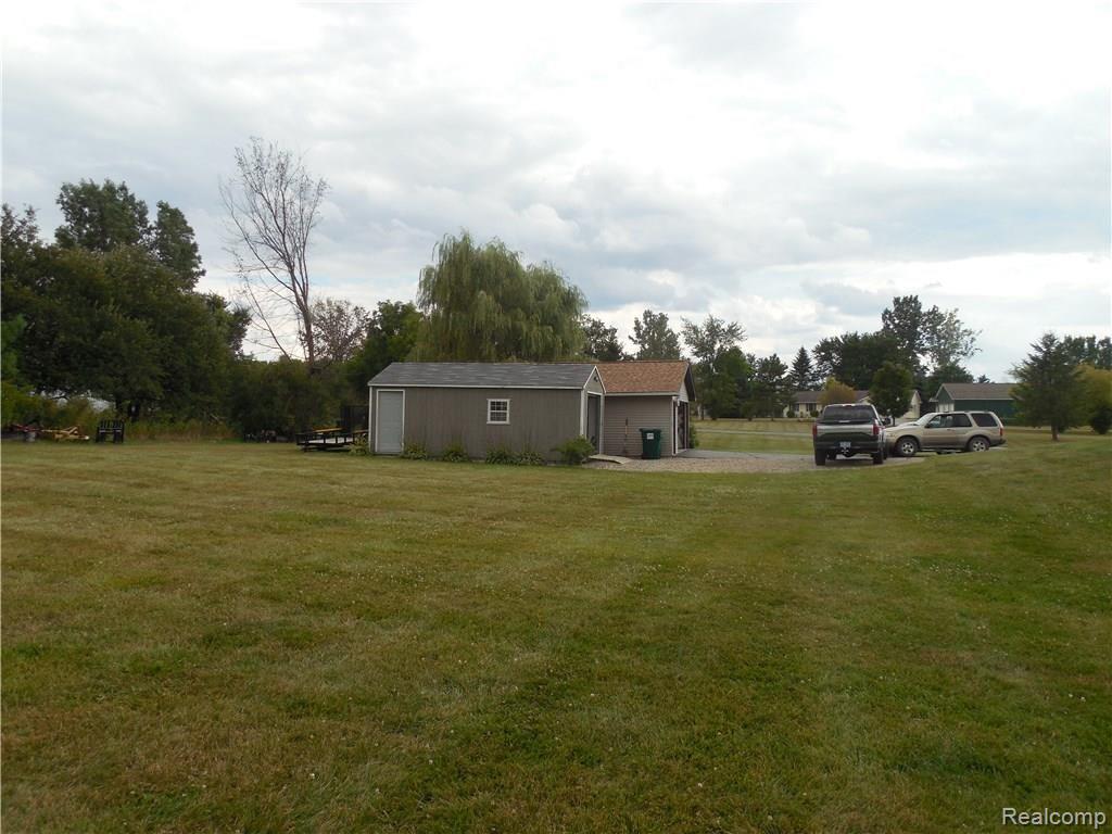 3955 Innisfree Road Howell, MI 48855 - Photo 39 of 43 2 large garages to store lots of stuff.