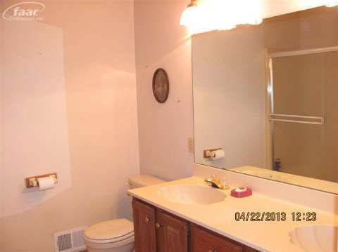 7091 Lahring Road Gaines, MI 48436 - Photo 9 of 21 20353388-8.JPG