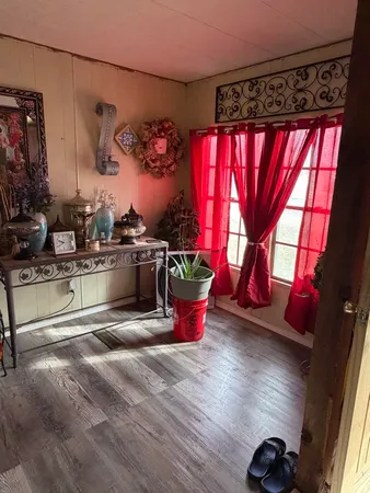 $99,700 | 609 Northwest 6th Street, Dimmitt, TX 79027