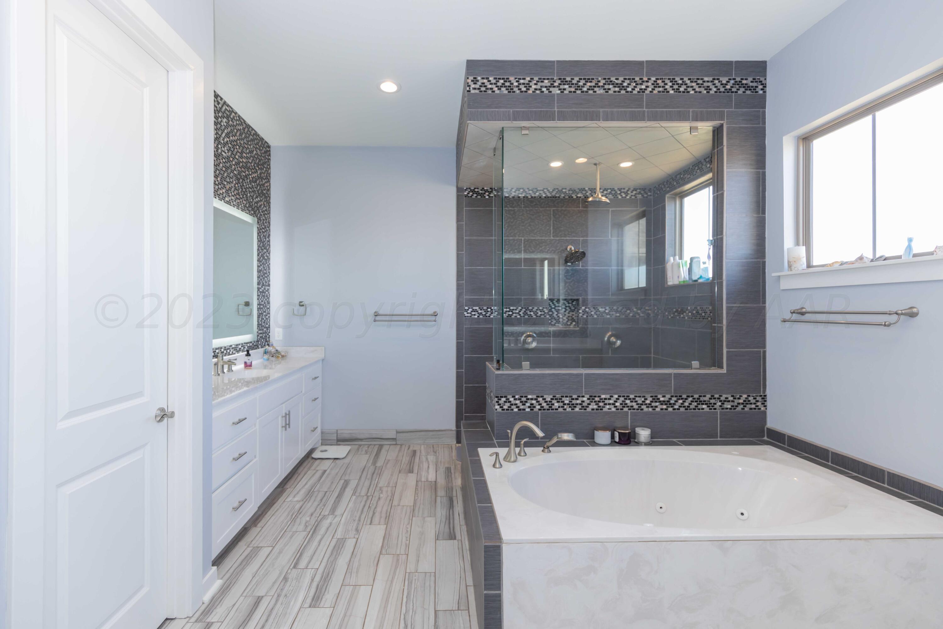 14800 Canyon Pass Road Amarillo, TX 79118 - Photo 39 of 106 MASTER BATH VIEW 2
