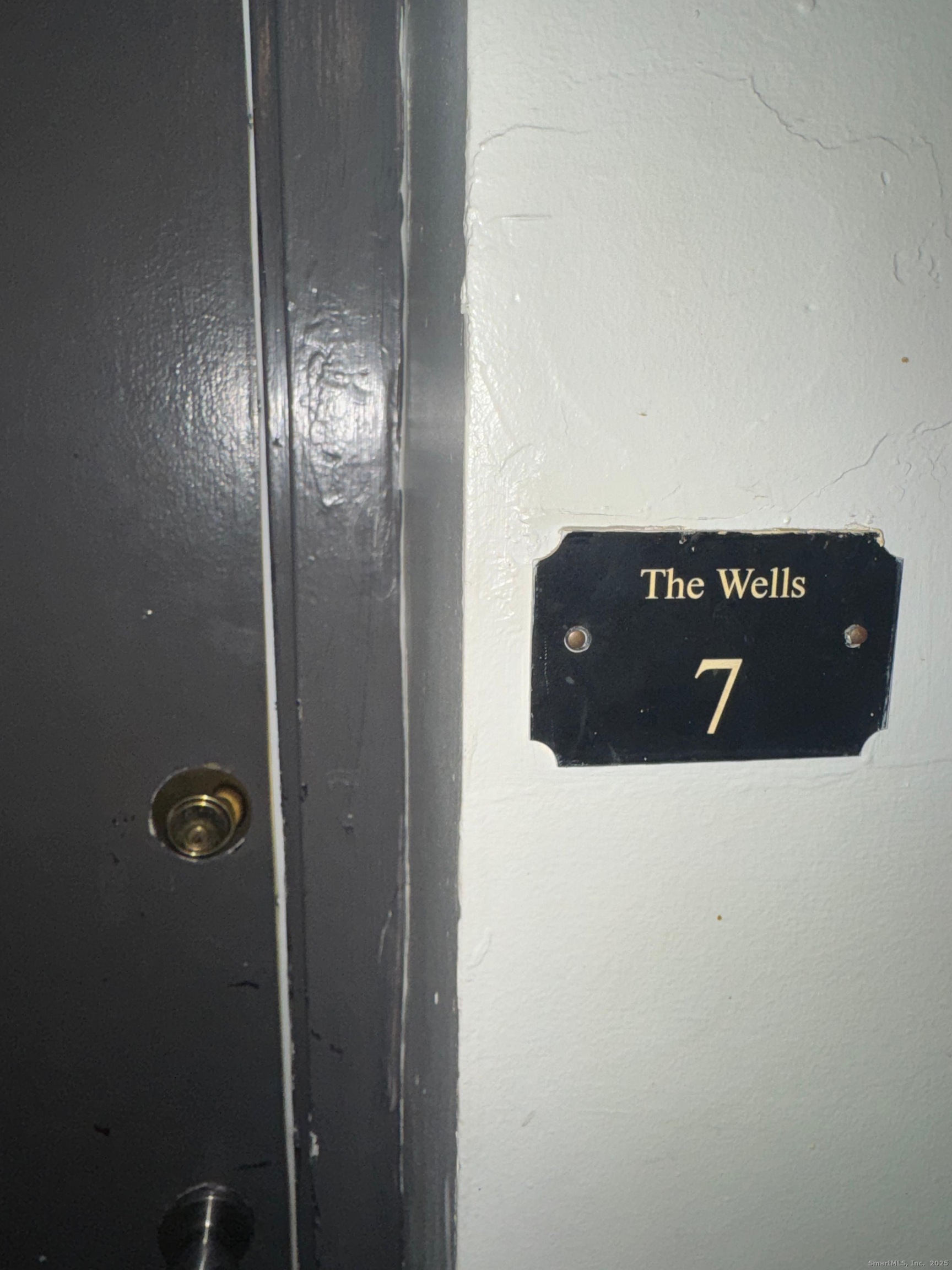 335 Wells Street, Unit W7 Bridgeport, CT 06606 - Photo 2 of 4