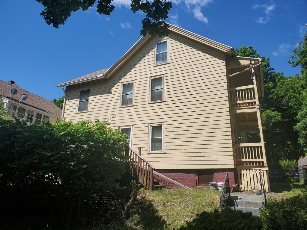 3 Oswald Street Worcester, MA 01607 - Photo 3 of 25 Gallery Image 3