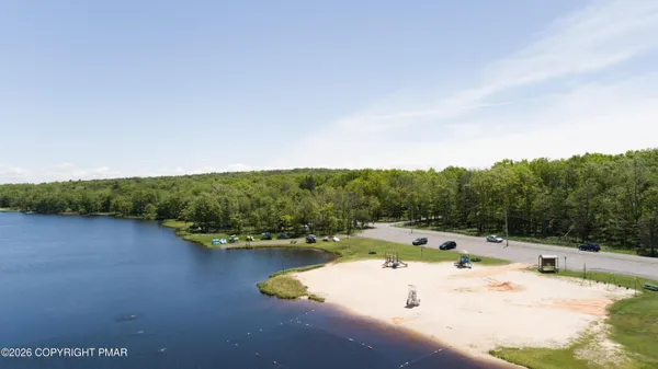 $259,000 | 77 Blairwood Lane, Albrightsville, PA 18210