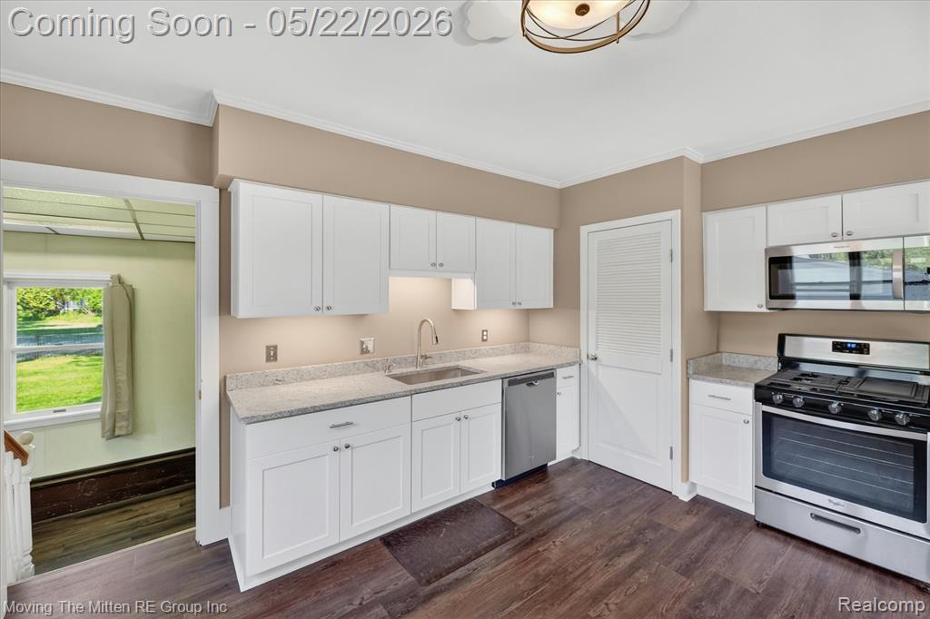 25505 Wick Road Taylor, MI 48180 - Photo 12 of 68