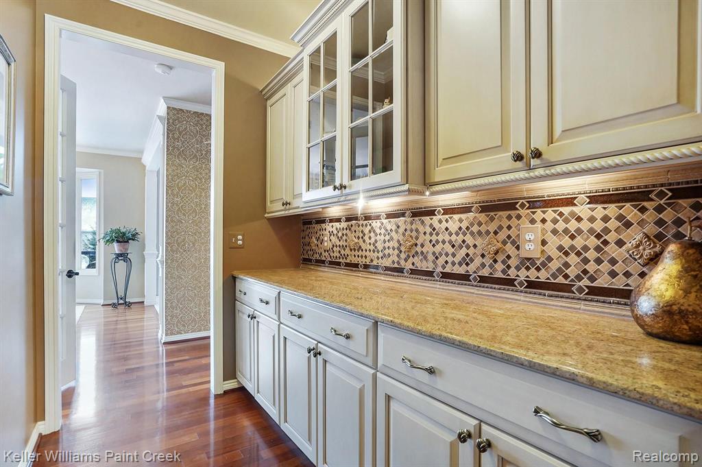 713 Panorama Drive Rochester Hills, MI 48306 - Photo 31 of 77