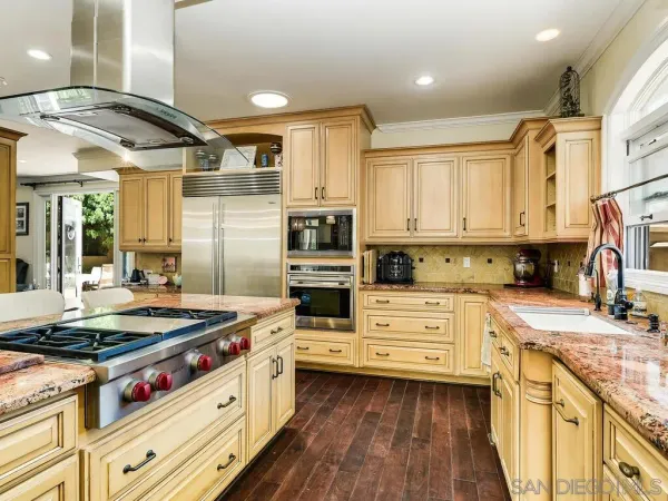 $20,000 | 911 4th Street, Coronado, CA 92118