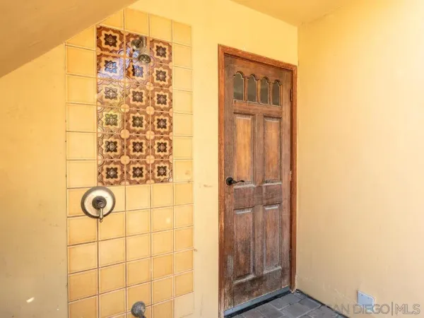 $20,000 | 911 4th Street, Coronado, CA 92118