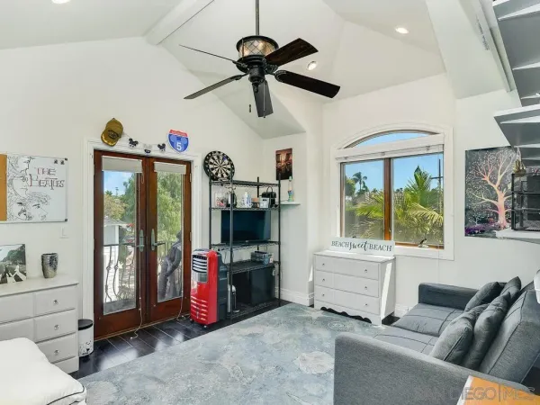 $20,000 | 911 4th Street, Coronado, CA 92118