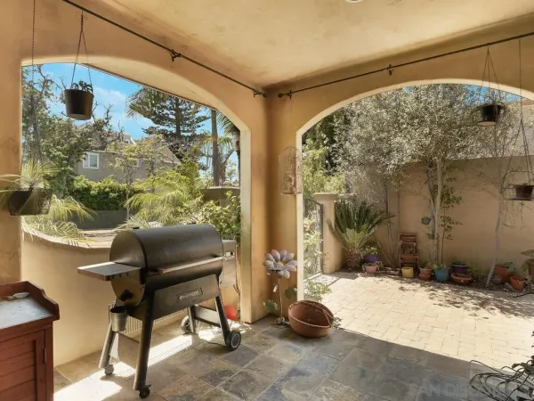 $20,000 | 911 4th Street, Coronado, CA 92118