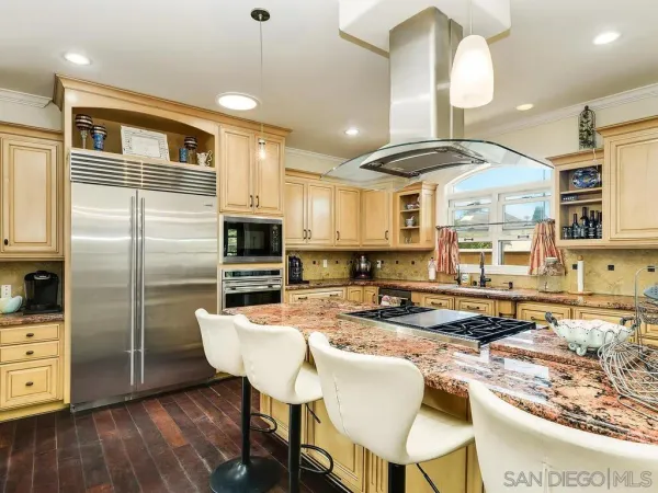 $20,000 | 911 4th Street, Coronado, CA 92118