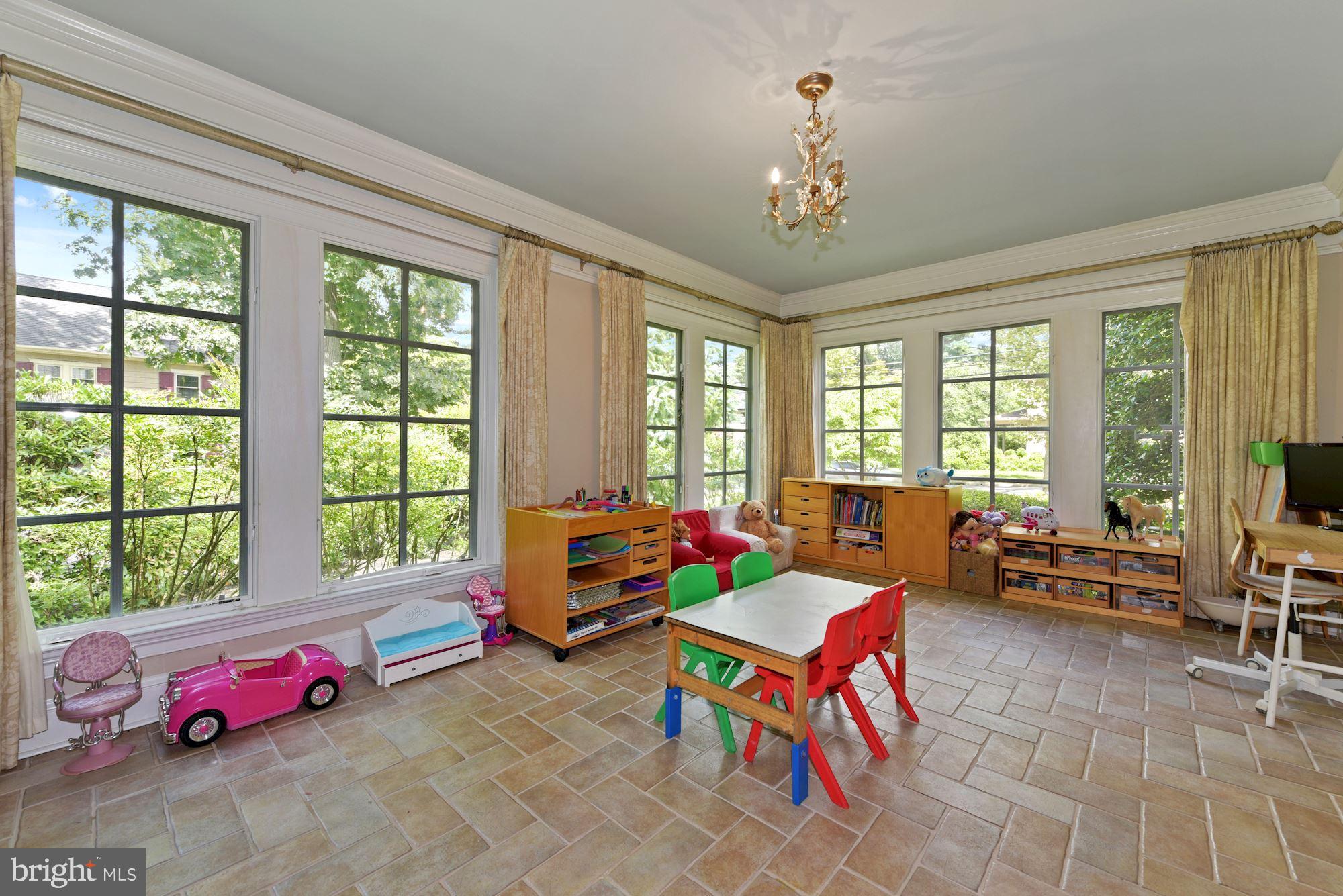 500 Warwick Road Haddonfield, NJ 08033 - Photo 21 of 46 Sun Room