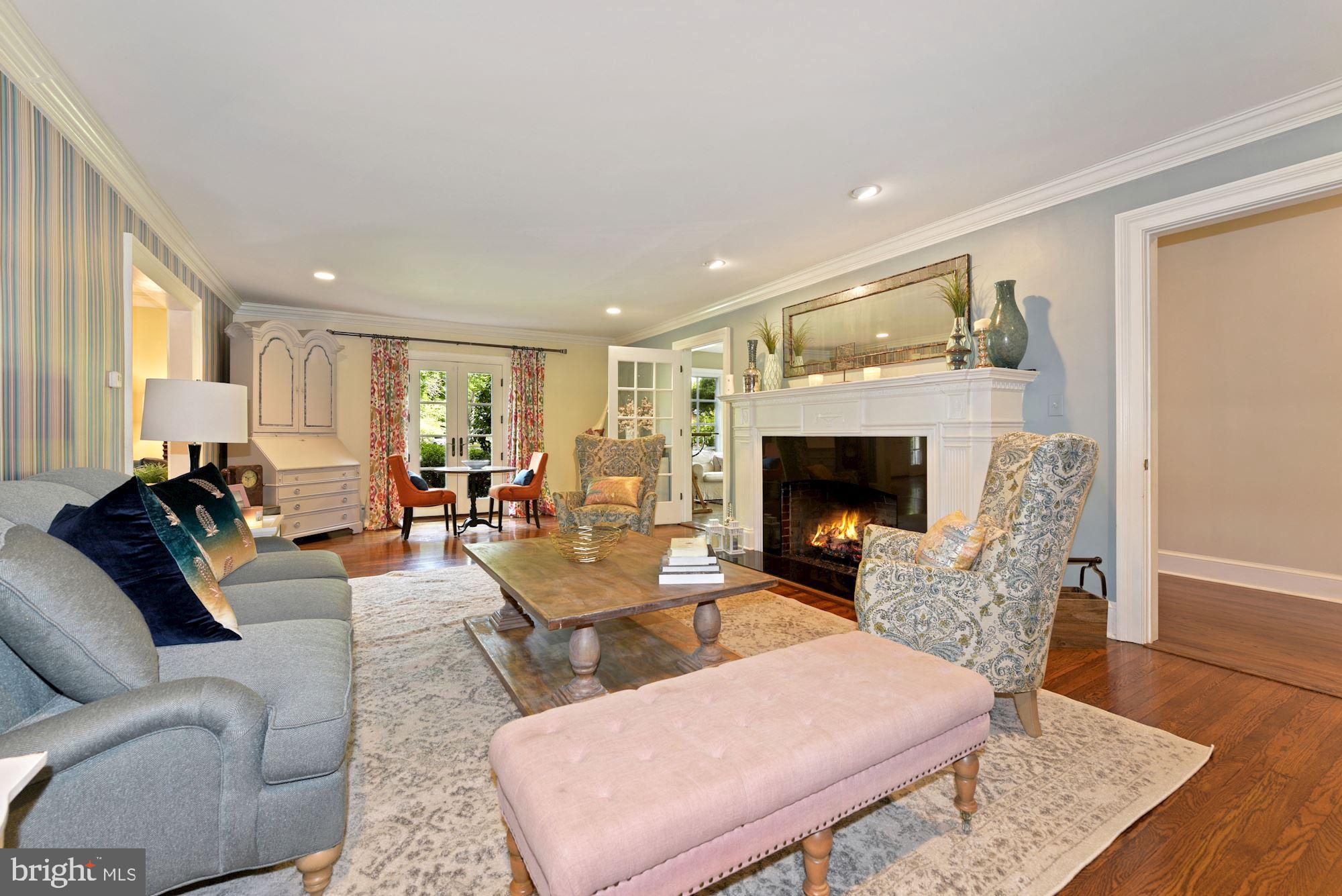 500 Warwick Road Haddonfield, NJ 08033 - Photo 8 of 46 Living Room