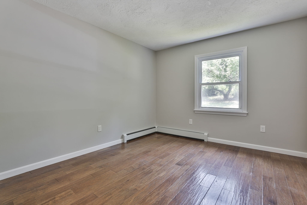 31 Walnut Hill Road Amherst, NH 03031 - Photo 18 of 39 Gallery Image 18