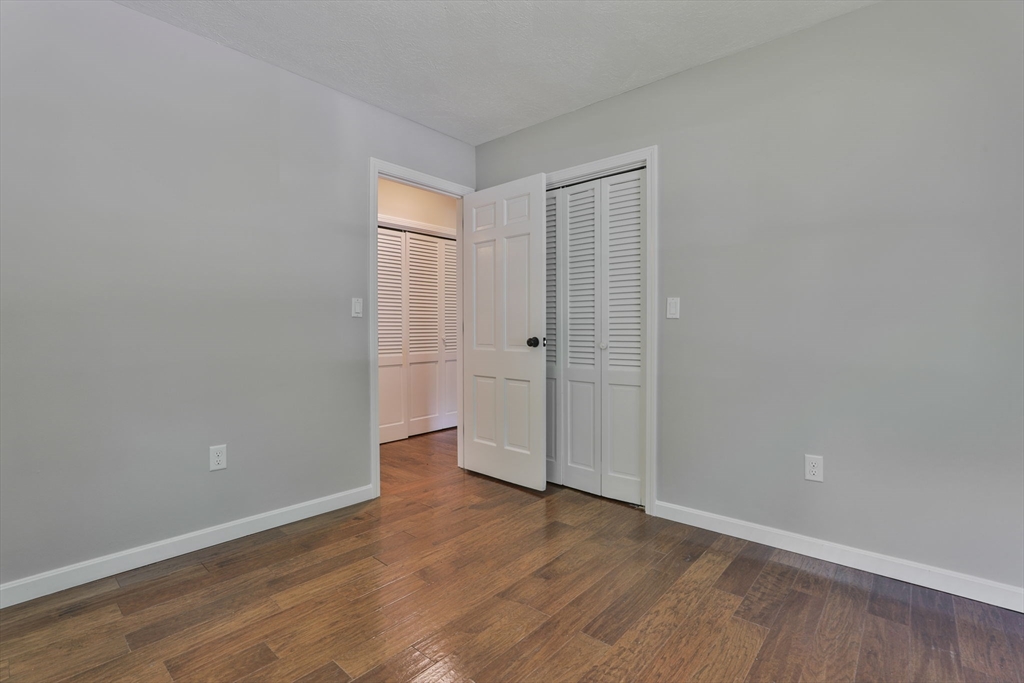 31 Walnut Hill Road Amherst, NH 03031 - Photo 21 of 39 Gallery Image 21