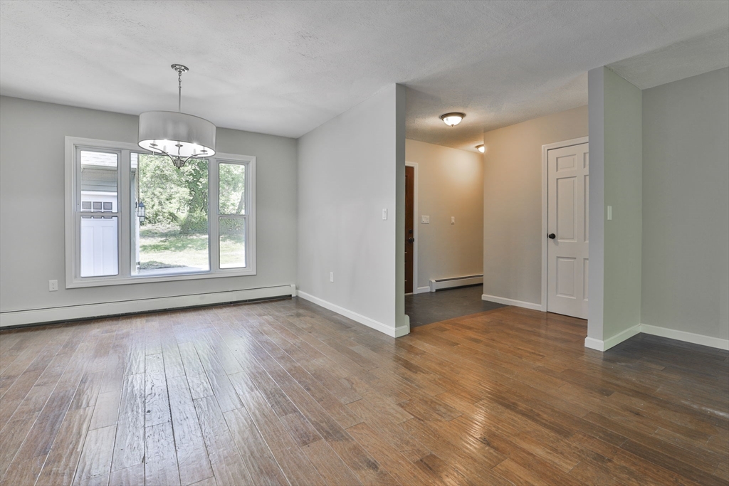 31 Walnut Hill Road Amherst, NH 03031 - Photo 3 of 39 Gallery Image 3