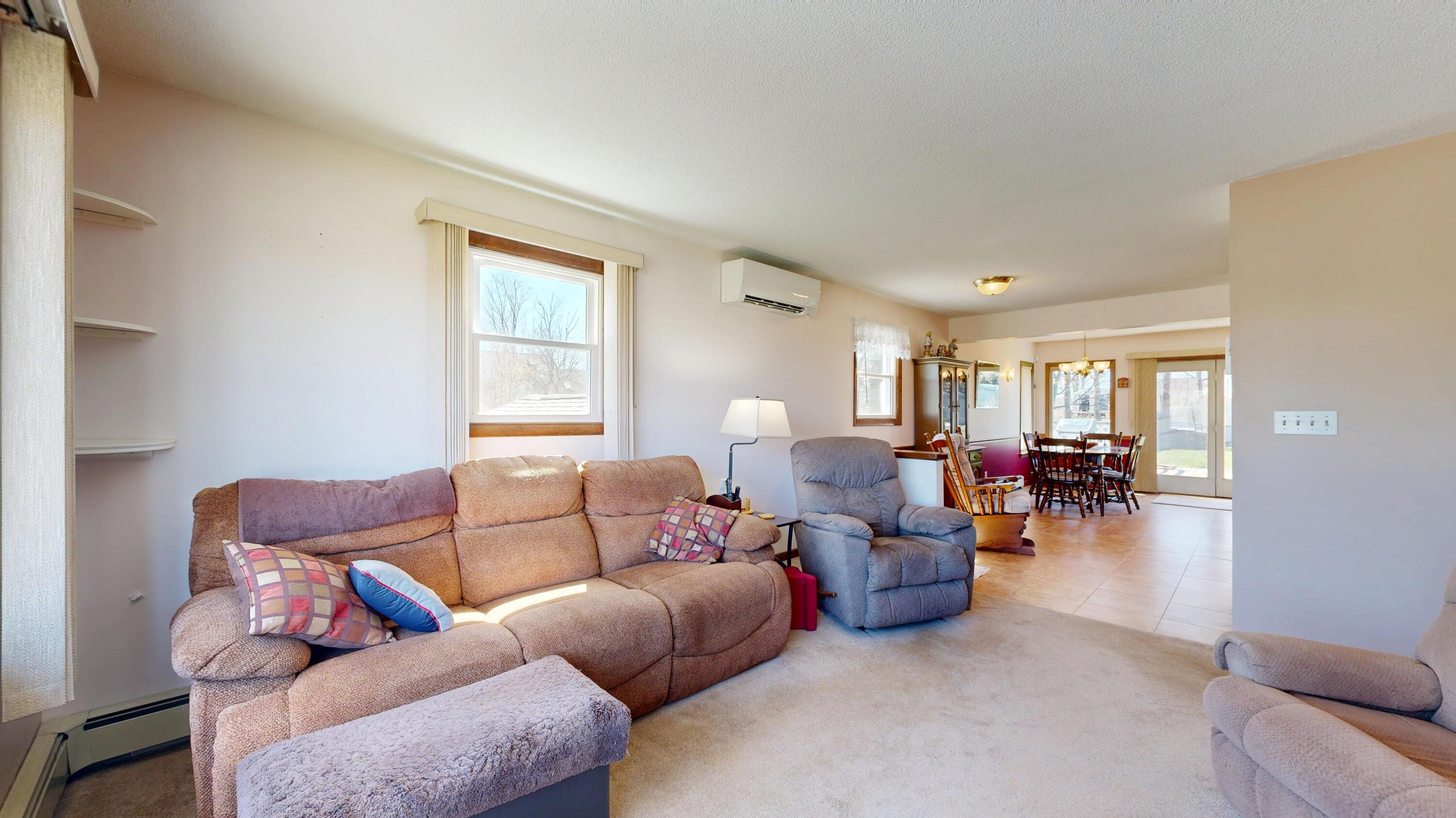 362 Crowley Road Sabattus, ME 04280 - Photo 8 of 50 Living Room