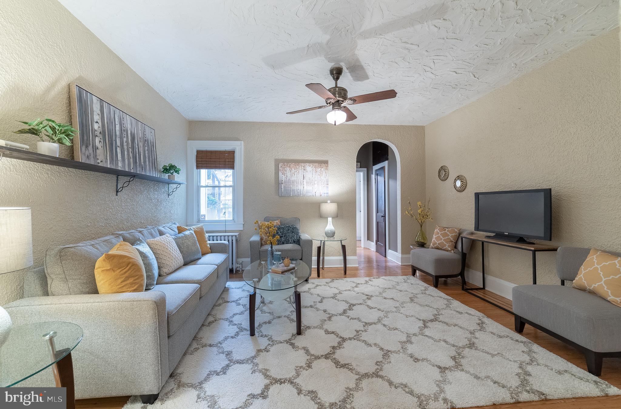 6216 Frederick Road Baltimore, MD 21228 - Photo 8 of 33