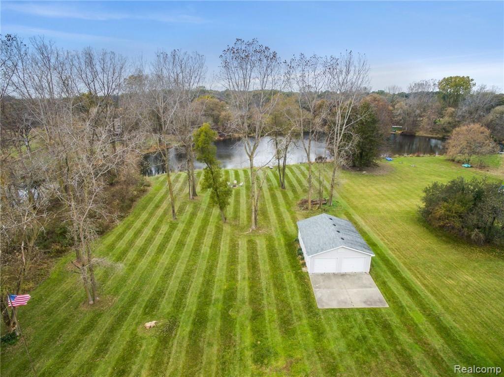 9051 Antcliff Road Howell, MI 48855 - Photo 24 of 26 2.jpg