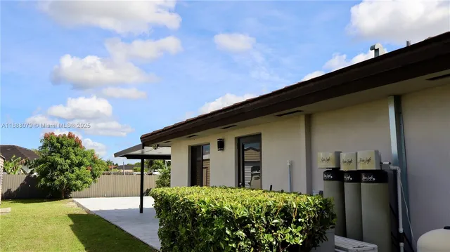 $925,000 | 20461 Southwest 320th Street, Homestead, FL 33030