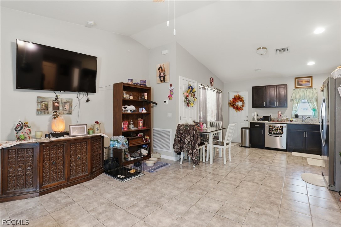 6031 North Moss Road LaBelle, FL 33935 - Photo 5 of 25