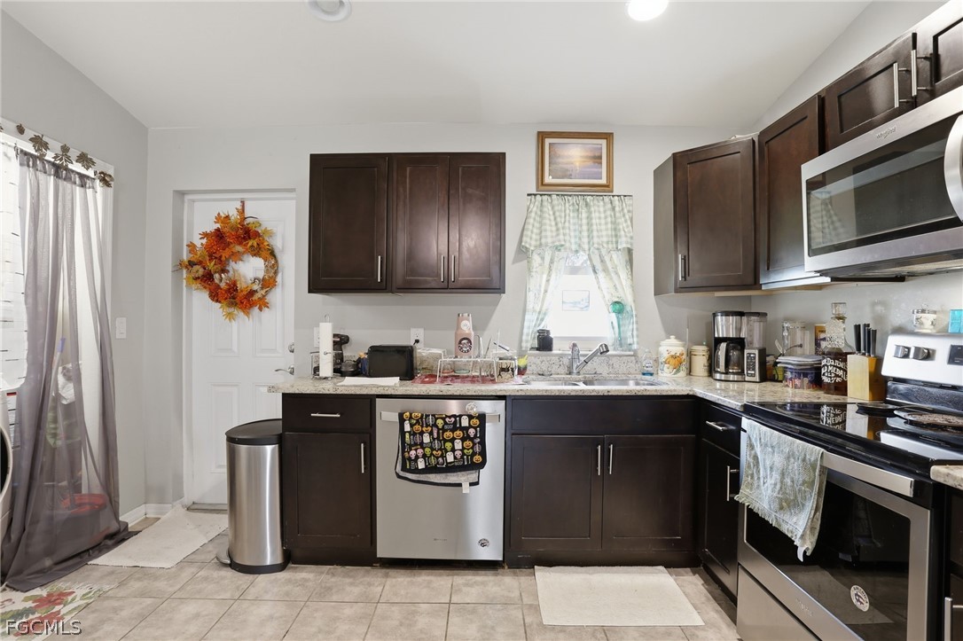 6031 North Moss Road LaBelle, FL 33935 - Photo 7 of 25