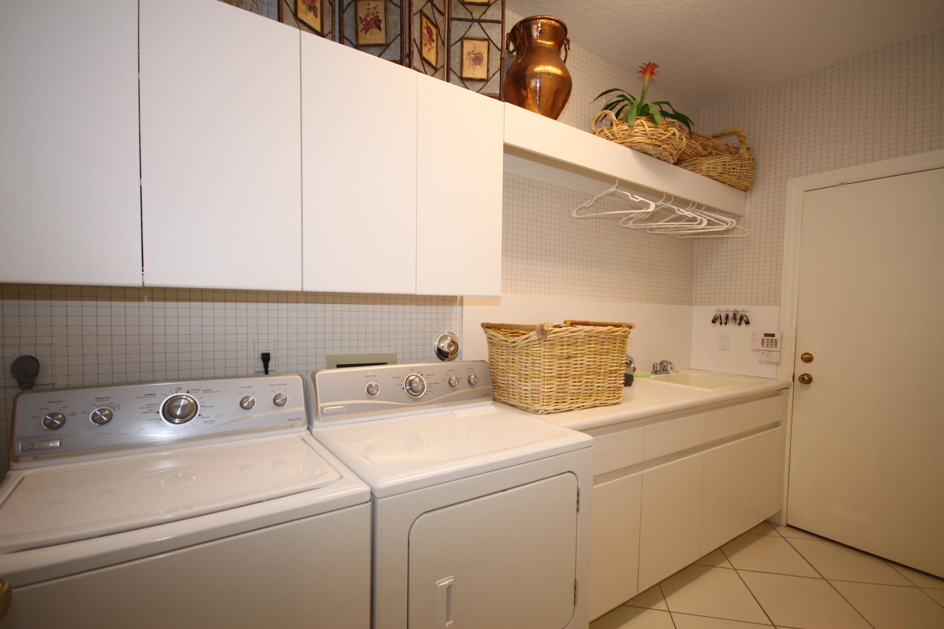 2521 Northwest 63rd Street Boca Raton, FL 33496 - Photo 30 of 48 IMG_7366