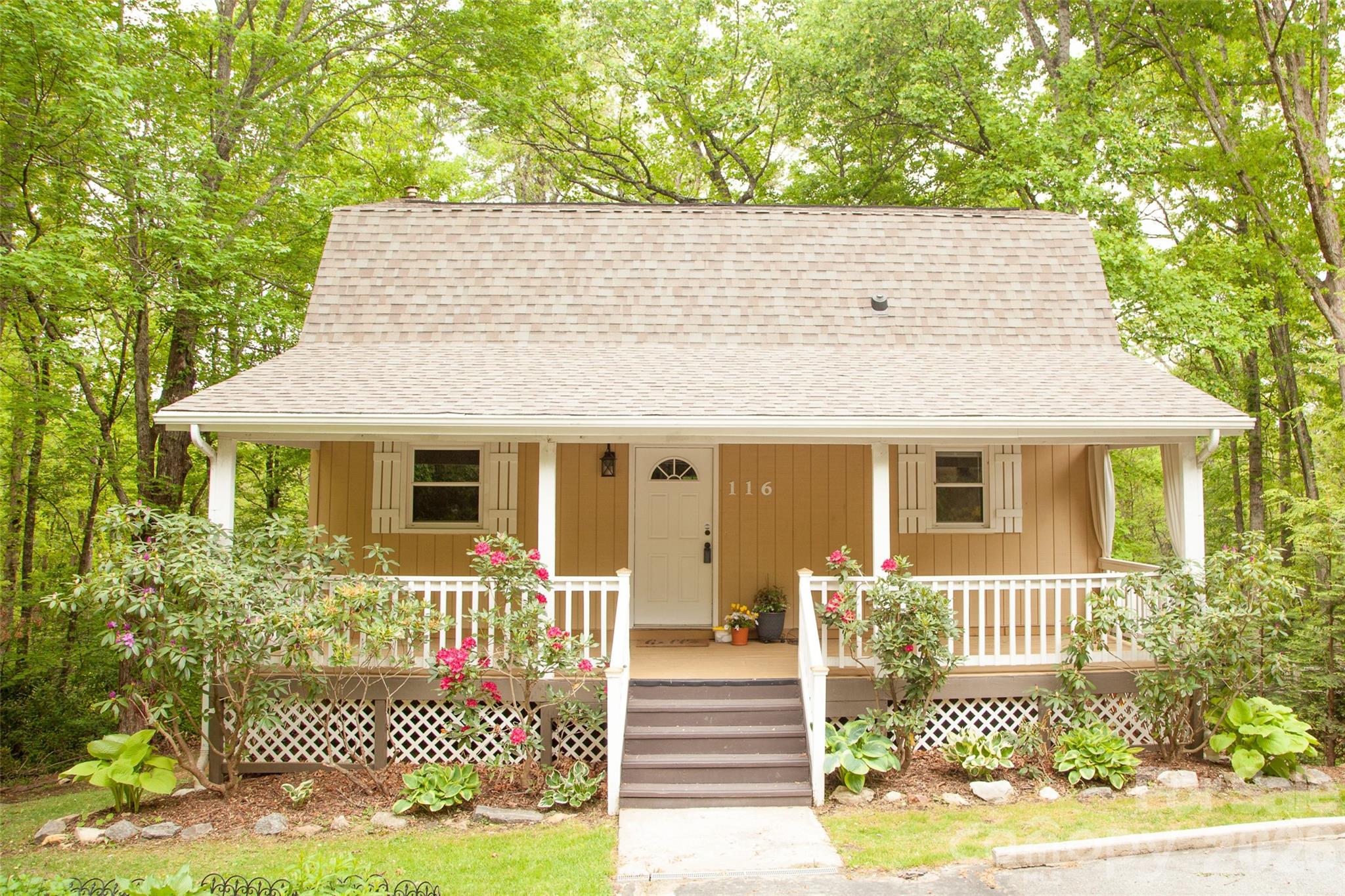 116 Vehorn Road Fairview, NC 28730 - Photo 1 of 29
