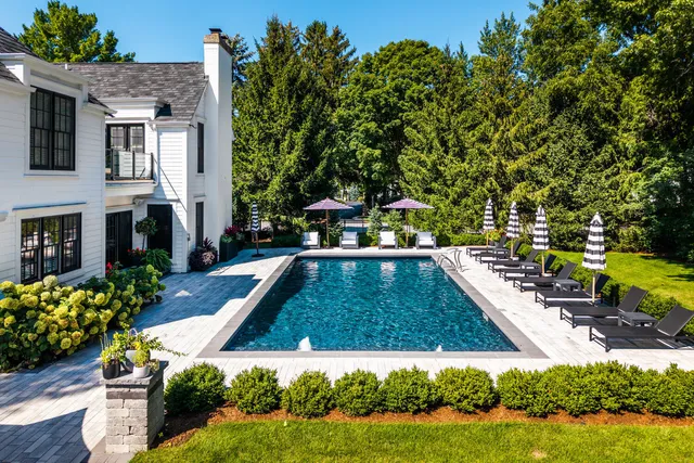 $2,795,000 | 615 Easton Avenue, Geneva, IL 60134