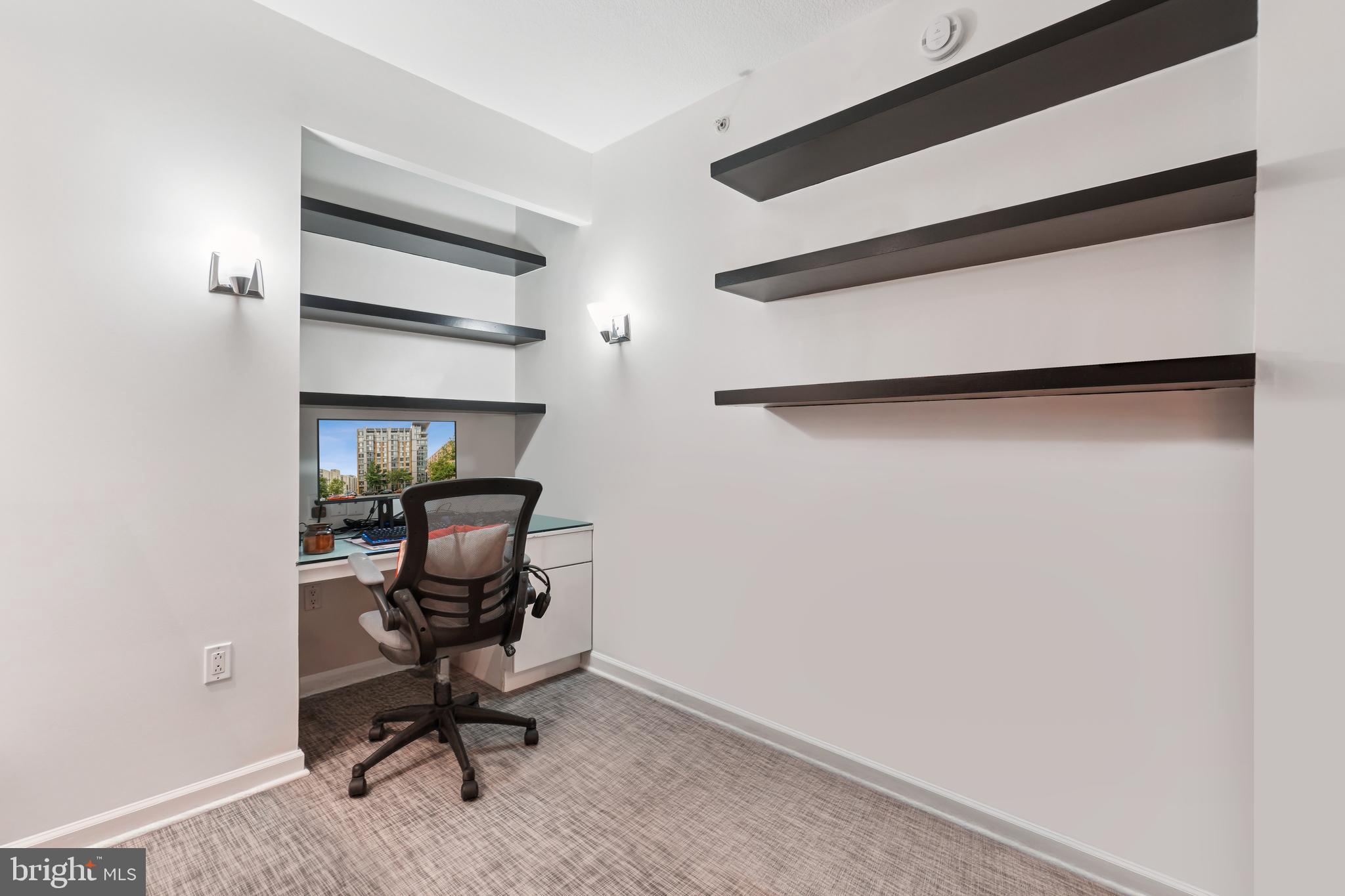 440 L Street Northwest, Unit 805 Washington, DC 20001 - Photo 32 of 38 a view of workspace