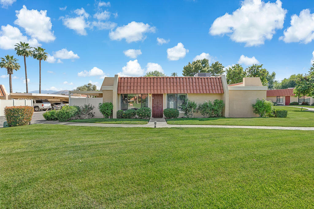 35981NovioCt,RanchoMirage,CA92270-32