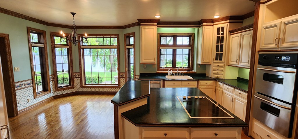 1461 North Bayshore Road Brussels, WI 54204 - Photo 30 of 70 Kitchen