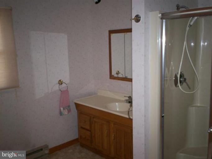 15727 Spade Road Hagerstown, MD 21740 - Photo 6 of 6 Bath #1