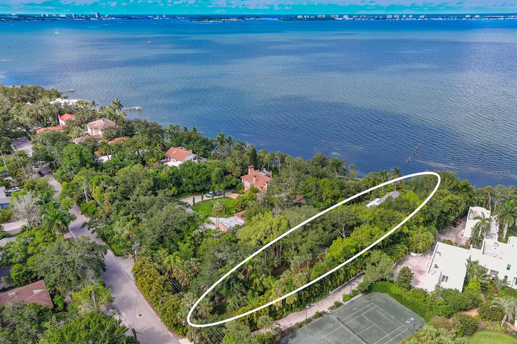 3301 Bay Shore Road Sarasota, FL 34234 - Photo 37 of 55