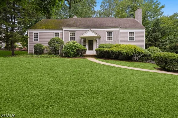 $1,295,000 | 55 Tanglewood Drive, Summit, NJ 07901