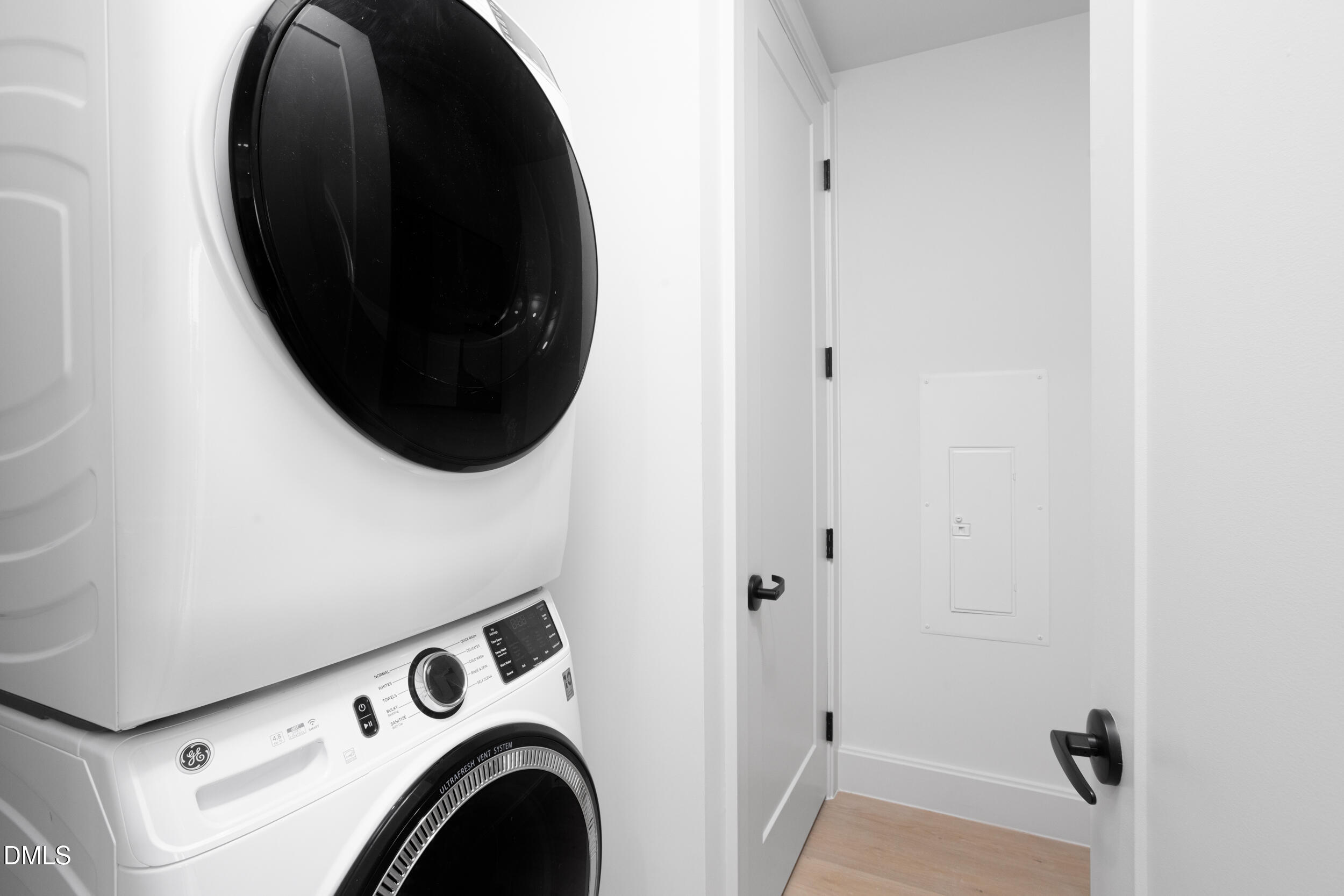 115 Morris Street, Unit 2010 Durham, NC 27701 - Photo 29 of 49 view of a utility room with dryer and washer