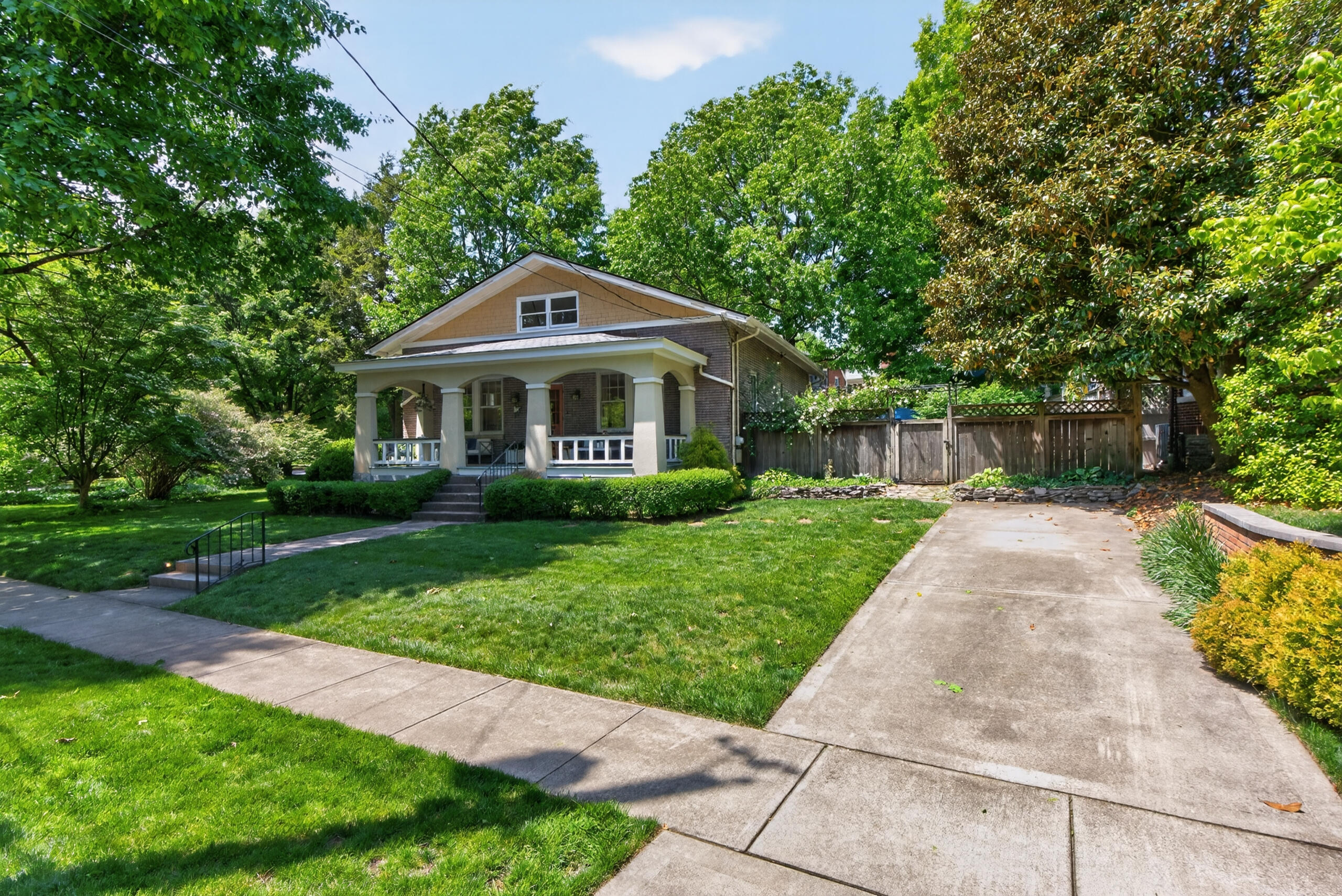 109 Irvine Road Lexington, KY 40502 - Photo 2 of 45 This side opens up to a lovely garden and patio area.