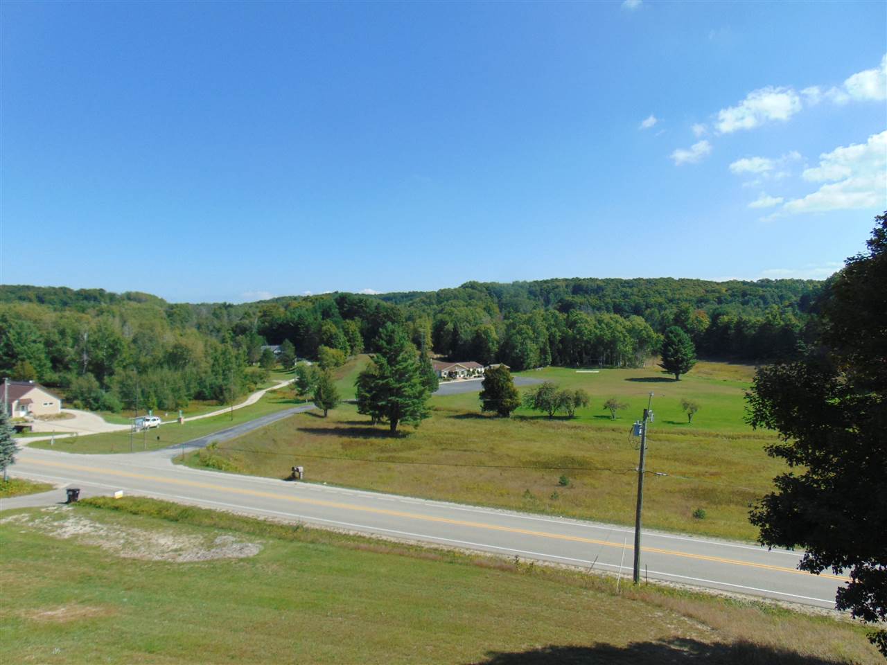 7954 South Schomberg Road Cedar, MI 49621 - Photo 30 of 34 1853617-29.JPG