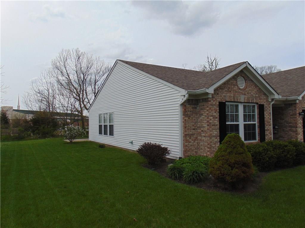 12724 Howe Road Fishers, IN 46038 - Photo 3 of 32