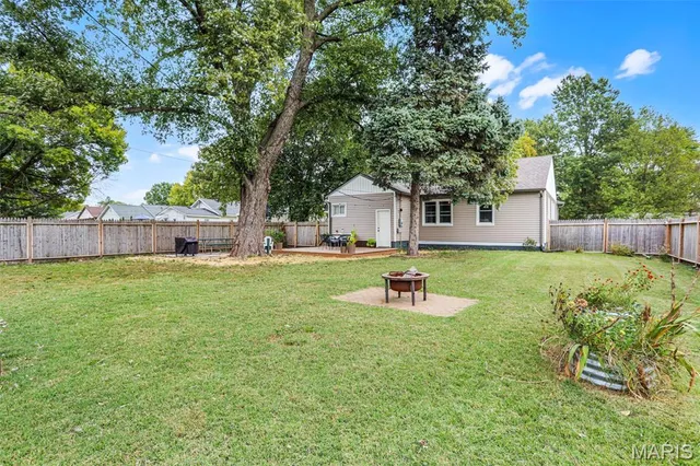 $155,000 | 117 Lenox Avenue, Granite City, IL 62040