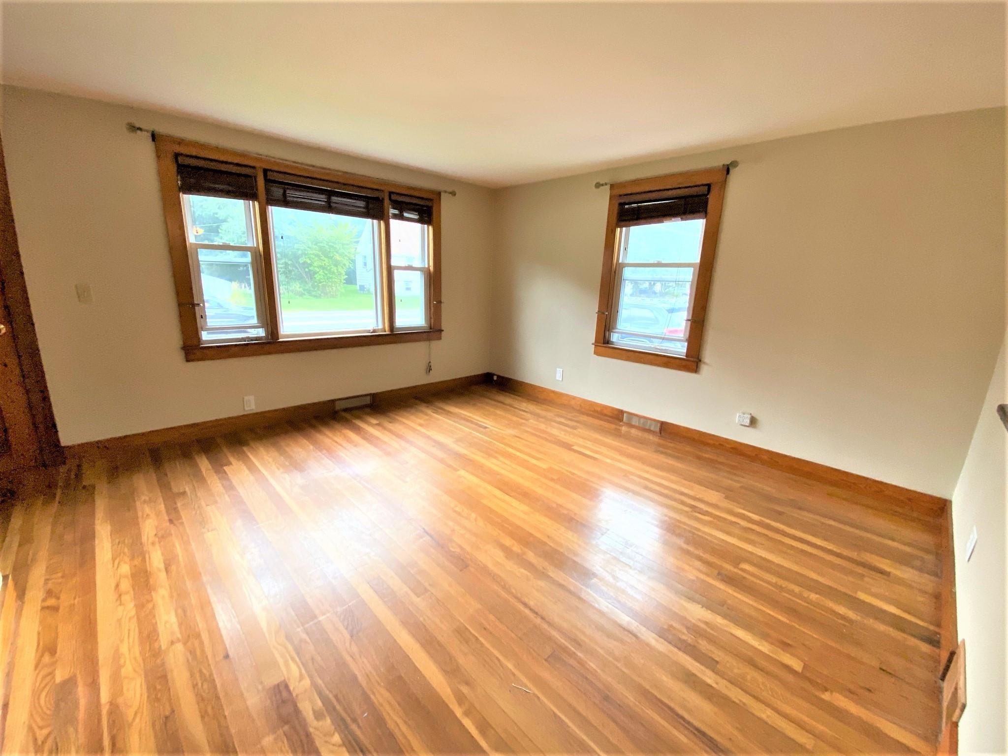35 East Dunstable Road Nashua, NH 03060 - Photo 13 of 38