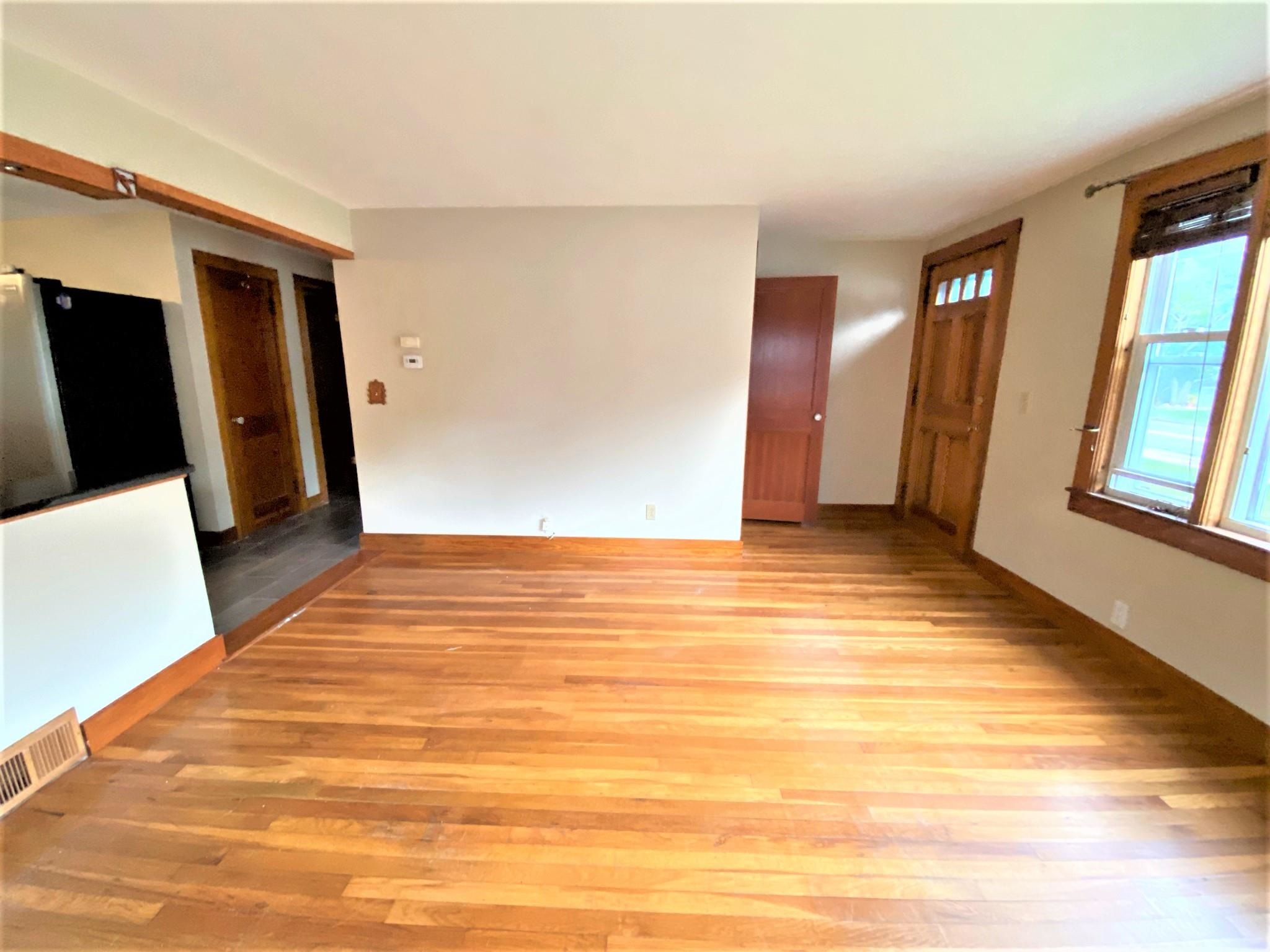 35 East Dunstable Road Nashua, NH 03060 - Photo 15 of 38