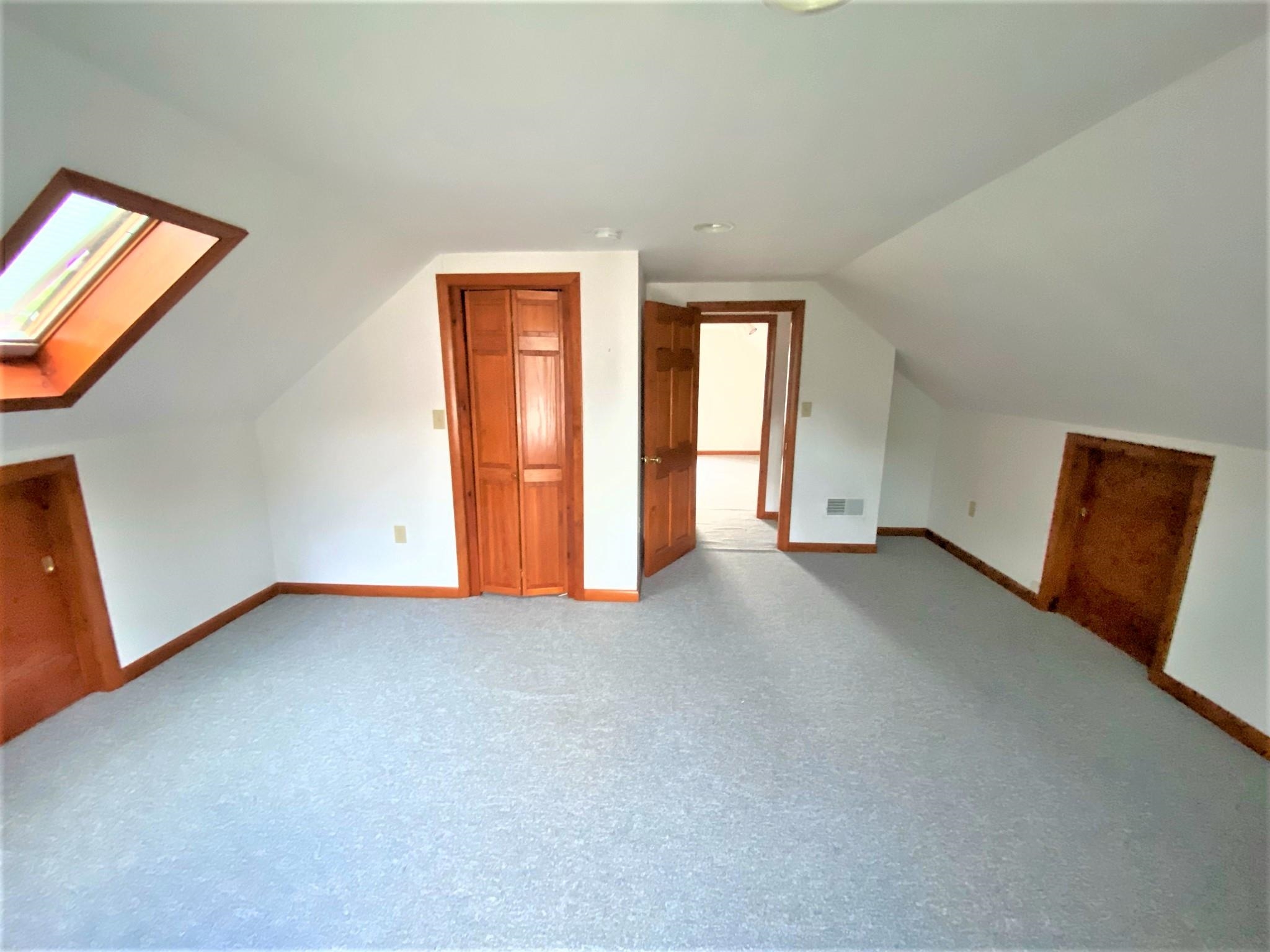 35 East Dunstable Road Nashua, NH 03060 - Photo 18 of 38