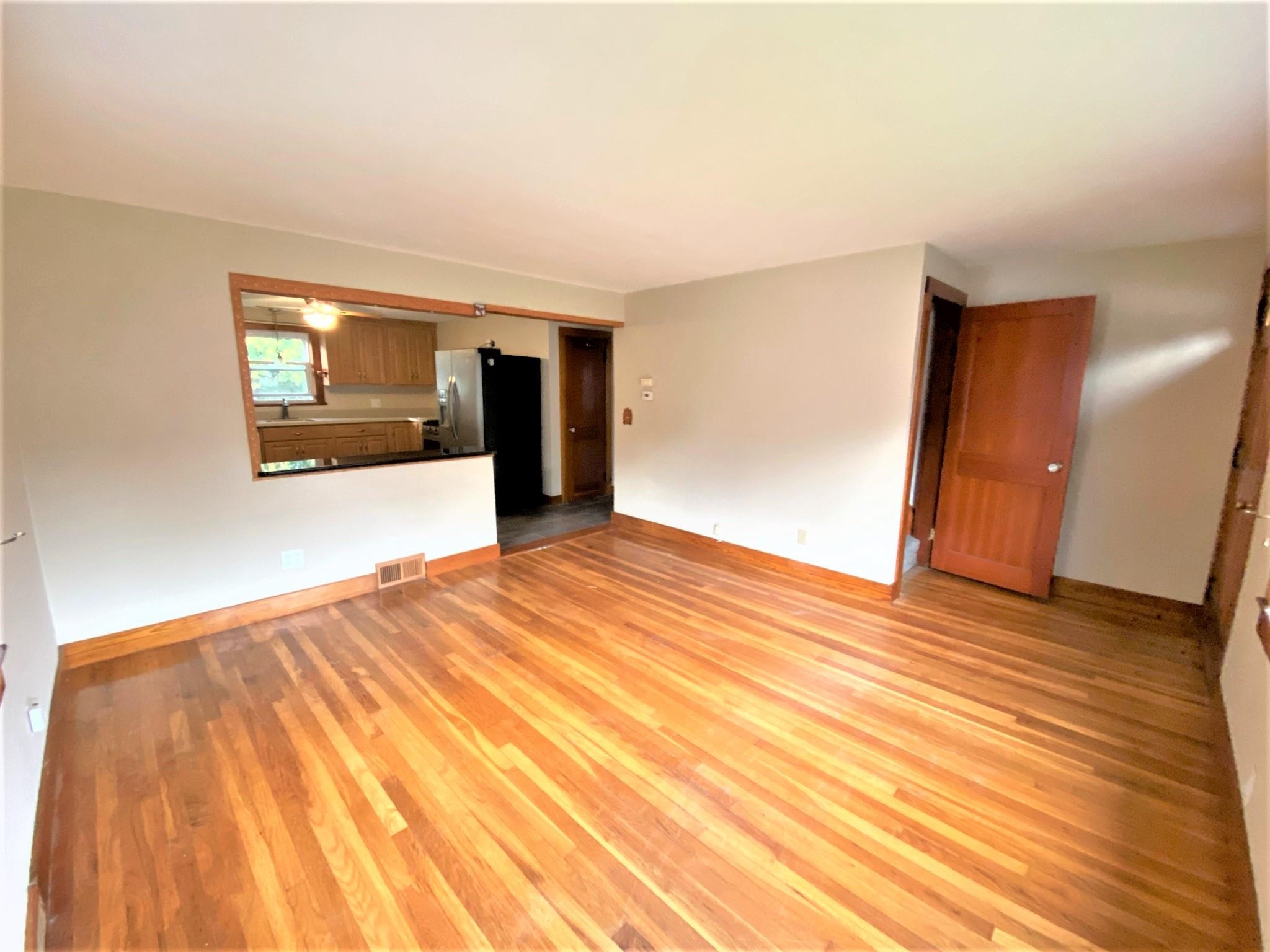 35 East Dunstable Road Nashua, NH 03060 - Photo 26 of 38
