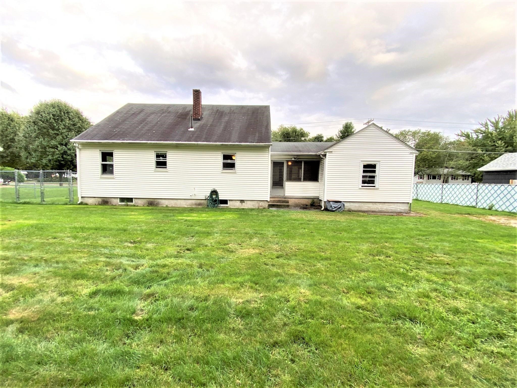 35 East Dunstable Road Nashua, NH 03060 - Photo 34 of 38