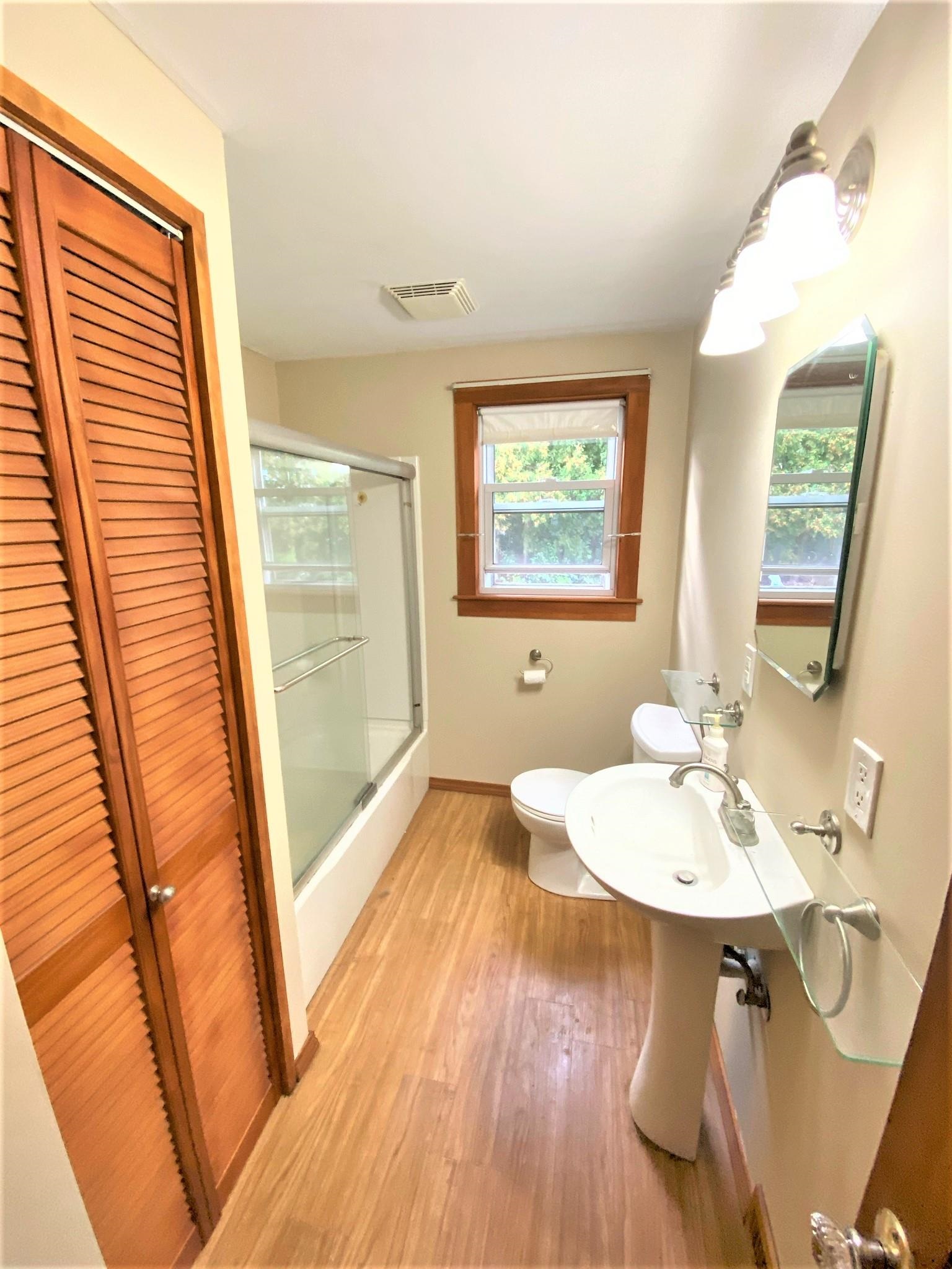 35 East Dunstable Road Nashua, NH 03060 - Photo 8 of 38