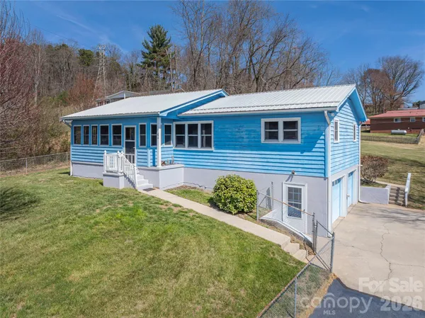 $419,500 | 40 Warner Road, Canton, NC 28716