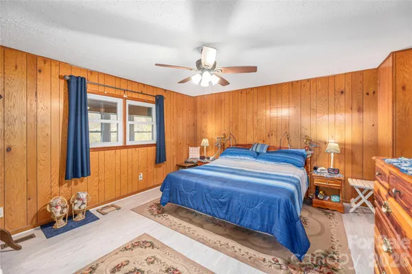 $399,500 | 40 Warner Road, Canton, NC 28716