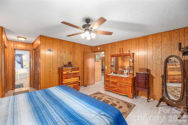 $399,500 | 40 Warner Road, Canton, NC 28716