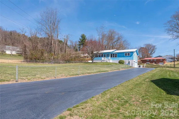 $399,500 | 40 Warner Road, Canton, NC 28716