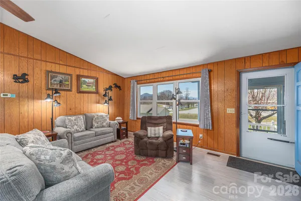 $399,500 | 40 Warner Road, Canton, NC 28716